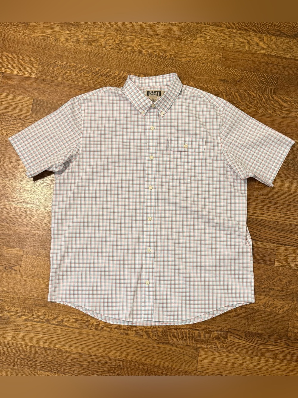 Duluth Trading Co Relaxed Fit Casual Shirt Coolmax White, Red, Blue Size XL EUC